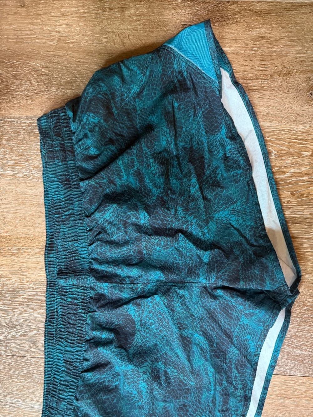 Women's All-in-Motion Patterned Shorts